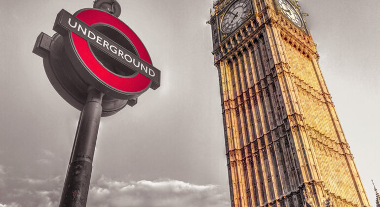 Essential London Free Tour with a Londoner Provided by Rich