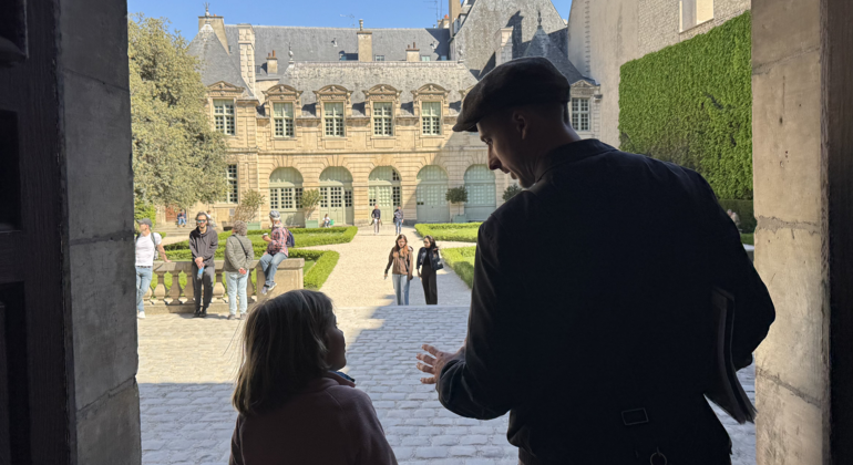Paris Time Machine : Hidden Gems of the City Free Tour Provided by Quentin & Co Tours
