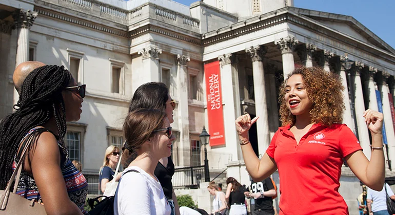 The Original Free Tour of London Provided by SANDEMANs Tours - London